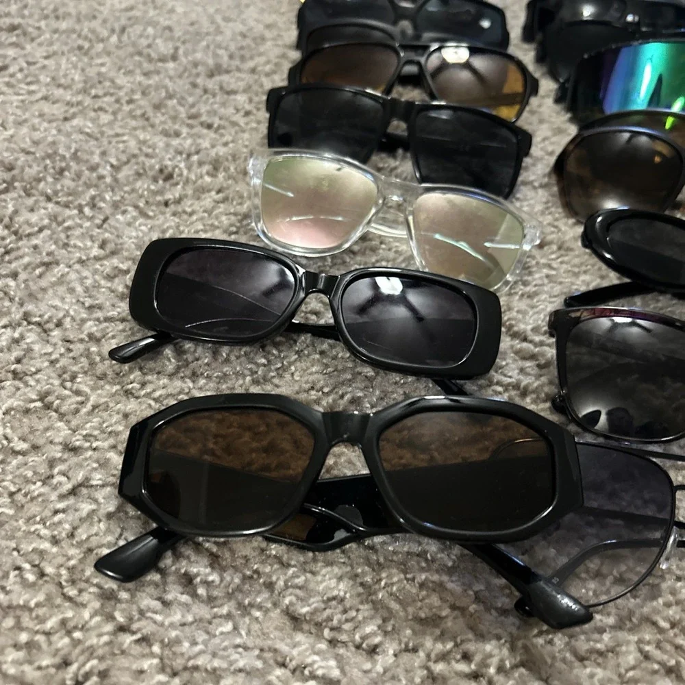 Sunglasses Lot Of 50 Mixed Brand Blender/Kenneth Cole Etc Bulk